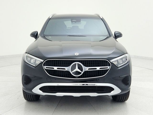 2025 Mercedes-Benz GLC 300