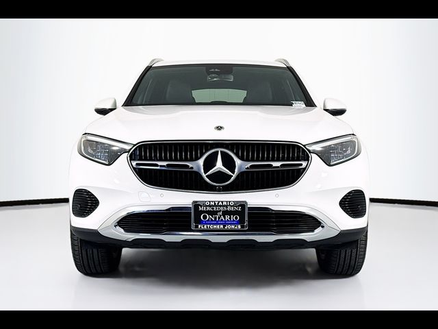 2025 Mercedes-Benz GLC 300