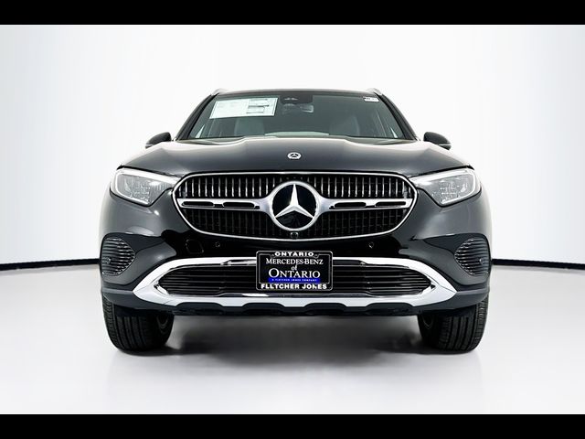 2025 Mercedes-Benz GLC 300