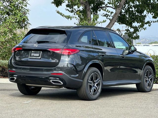 2025 Mercedes-Benz GLC 300