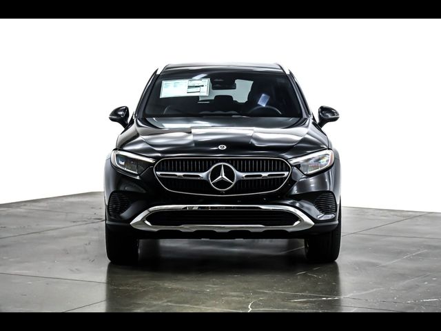 2025 Mercedes-Benz GLC 300