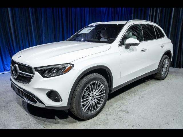 2025 Mercedes-Benz GLC 300