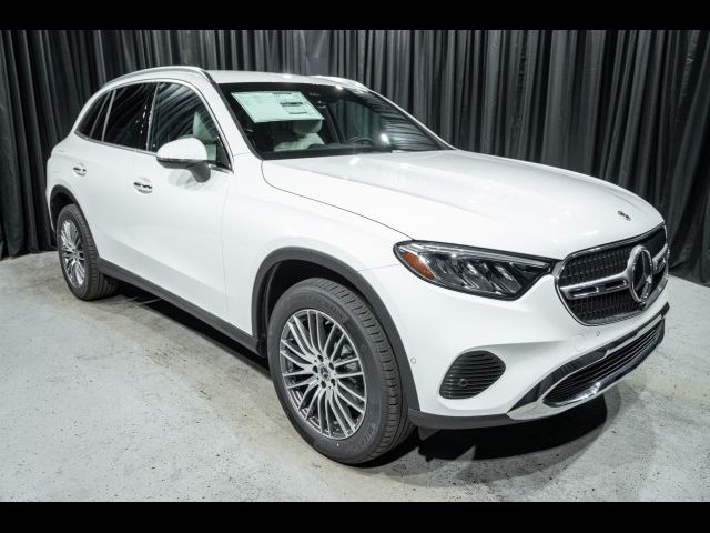 2025 Mercedes-Benz GLC 300