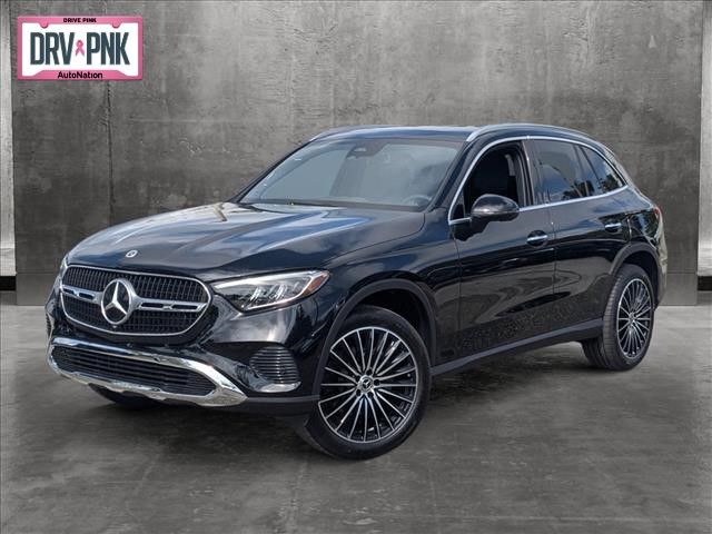 2025 Mercedes-Benz GLC 300