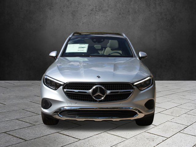 2025 Mercedes-Benz GLC 300