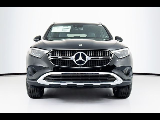 2025 Mercedes-Benz GLC 300