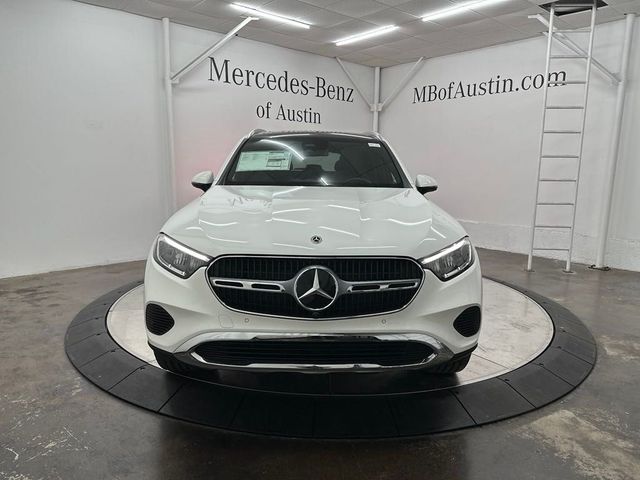 2025 Mercedes-Benz GLC 300