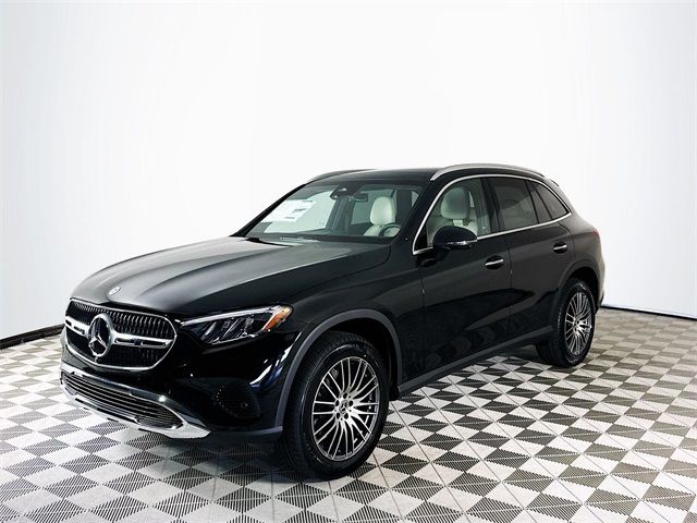 2025 Mercedes-Benz GLC 300