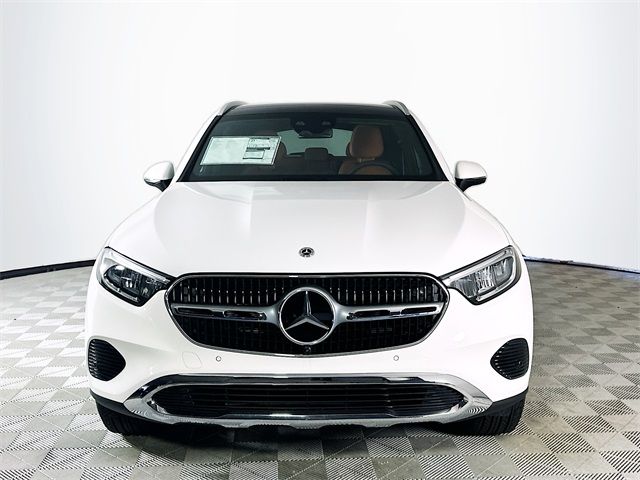 2025 Mercedes-Benz GLC 300