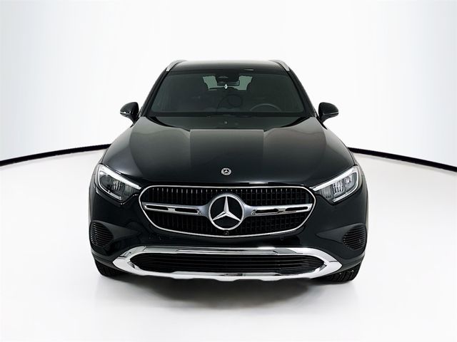 2025 Mercedes-Benz GLC 300
