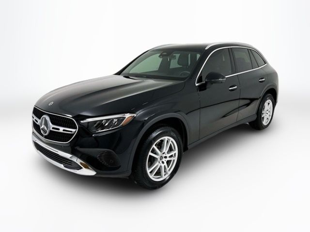 2025 Mercedes-Benz GLC 300