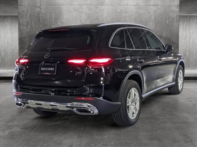 2025 Mercedes-Benz GLC 300