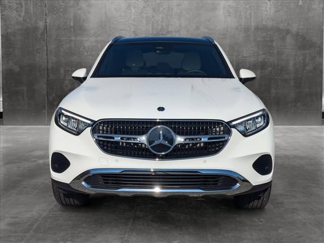 2025 Mercedes-Benz GLC 300