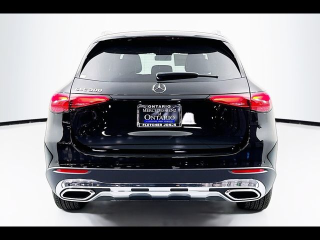 2025 Mercedes-Benz GLC 300