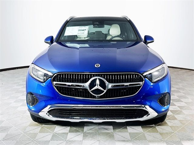 2025 Mercedes-Benz GLC 300