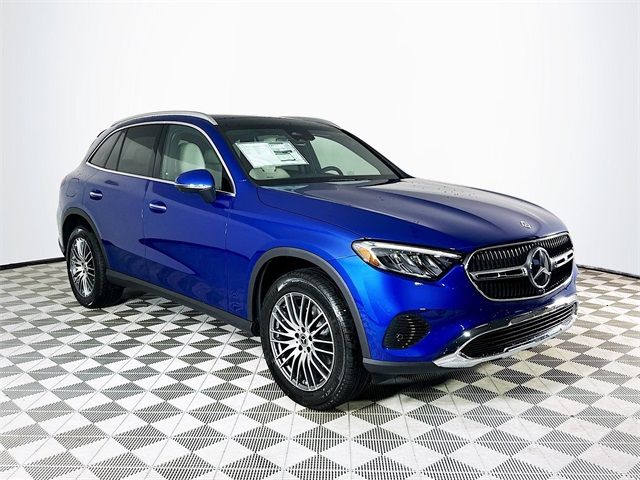 2025 Mercedes-Benz GLC 300