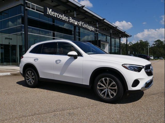 2025 Mercedes-Benz GLC 300