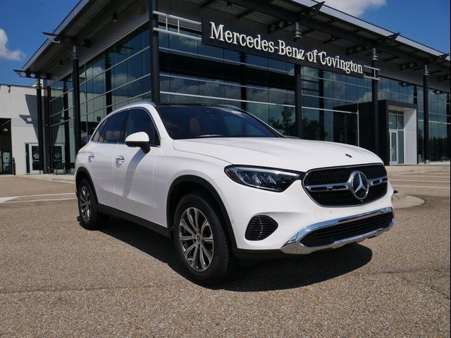 2025 Mercedes-Benz GLC 300