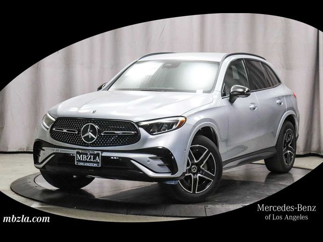 2025 Mercedes-Benz GLC 300