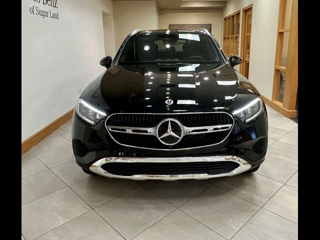 2025 Mercedes-Benz GLC 300