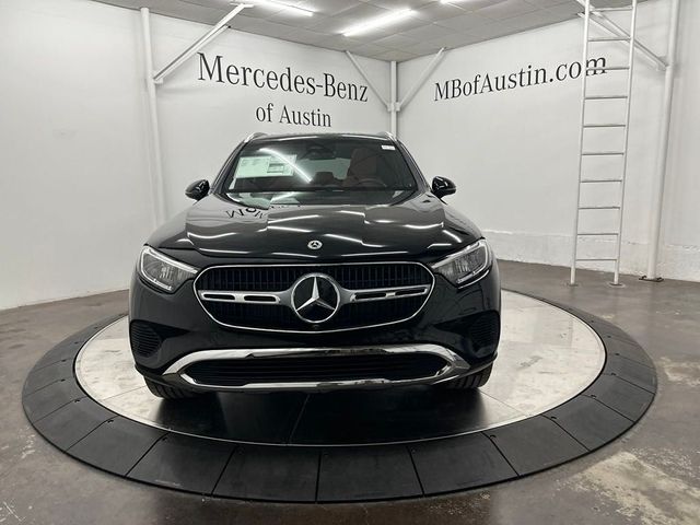 2025 Mercedes-Benz GLC 300