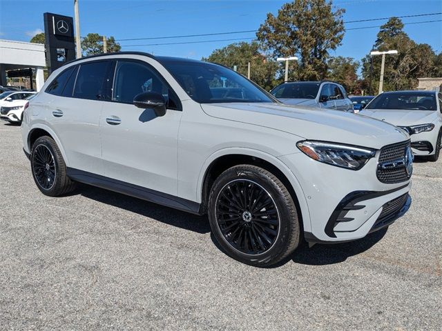 2025 Mercedes-Benz GLC 300