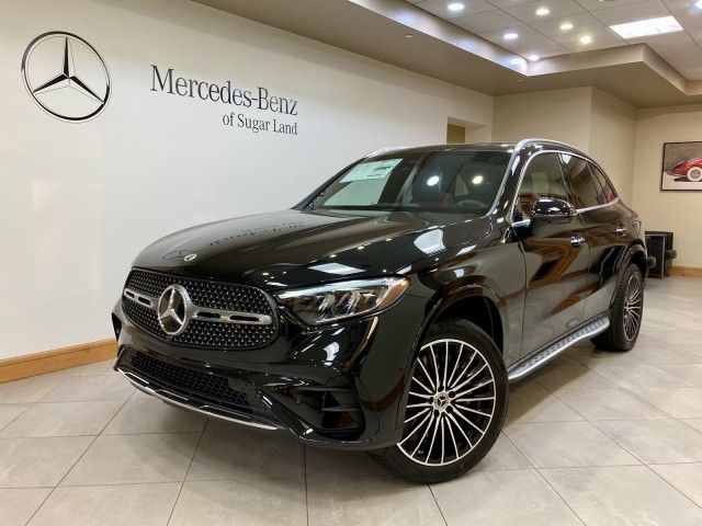 2025 Mercedes-Benz GLC 300