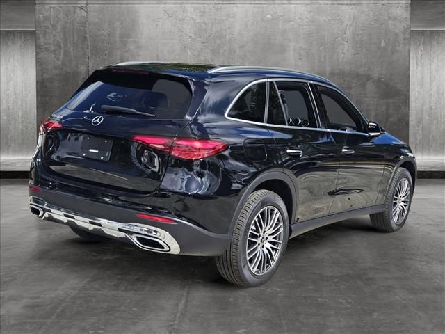 2025 Mercedes-Benz GLC 300