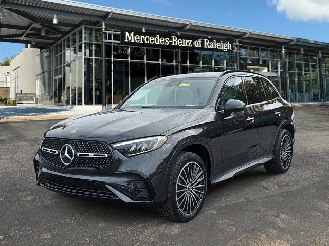 2025 Mercedes-Benz GLC 300