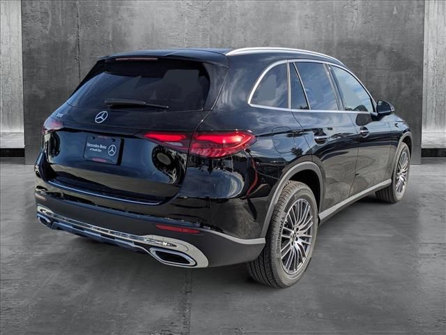 2025 Mercedes-Benz GLC 300