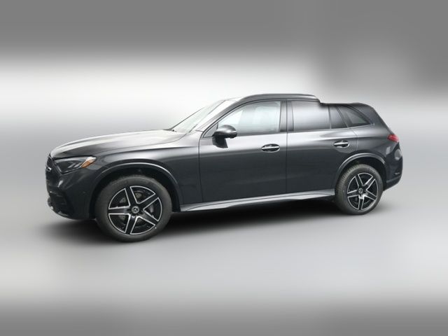 2025 Mercedes-Benz GLC 300