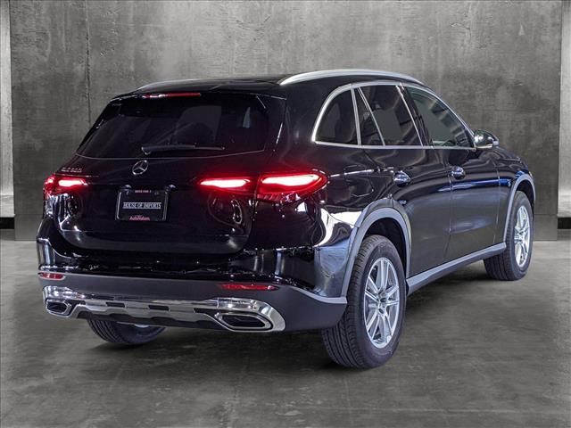 2025 Mercedes-Benz GLC 300