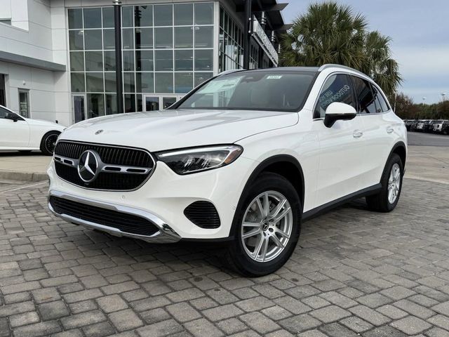 2025 Mercedes-Benz GLC 300