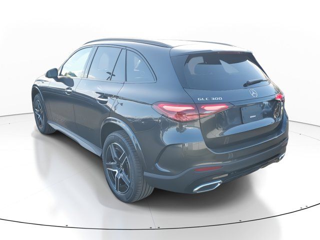 2025 Mercedes-Benz GLC 300