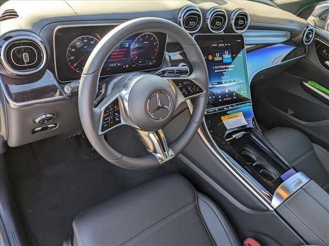 2025 Mercedes-Benz GLC 300