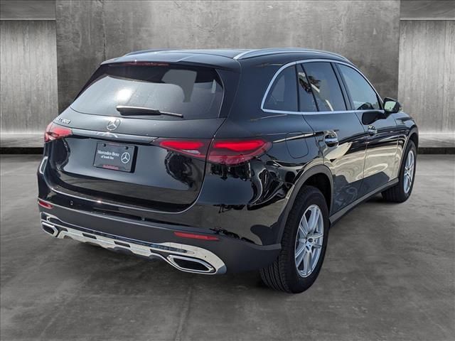 2025 Mercedes-Benz GLC 300