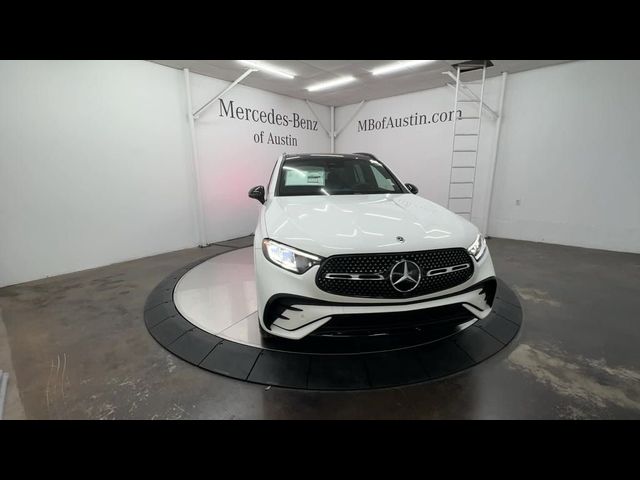 2025 Mercedes-Benz GLC 300