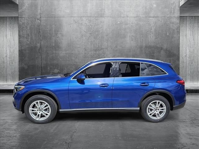 2025 Mercedes-Benz GLC 300