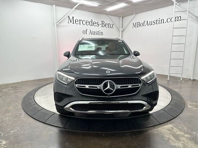 2025 Mercedes-Benz GLC 300