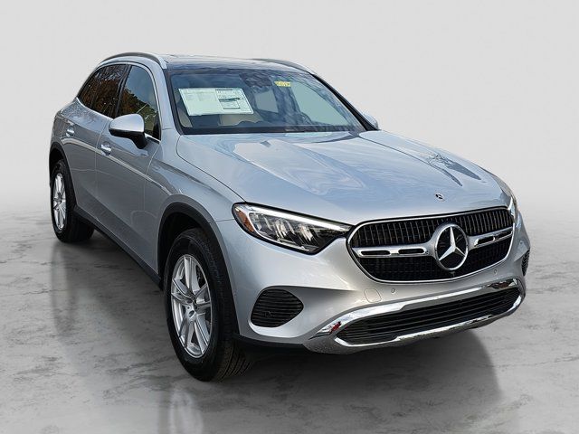 2025 Mercedes-Benz GLC 300