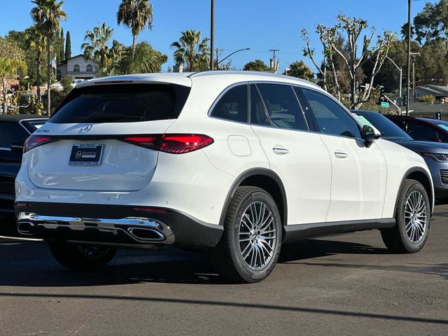 2025 Mercedes-Benz GLC 300