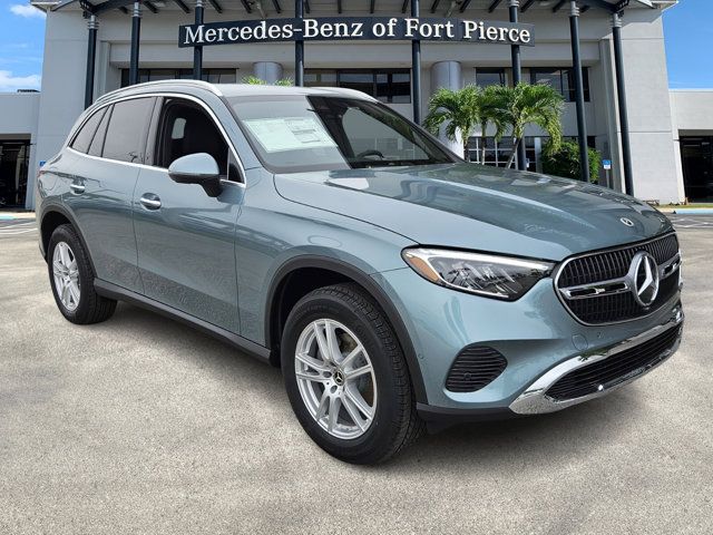 2025 Mercedes-Benz GLC 300