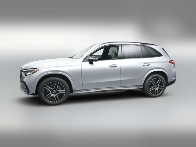 2025 Mercedes-Benz GLC 300