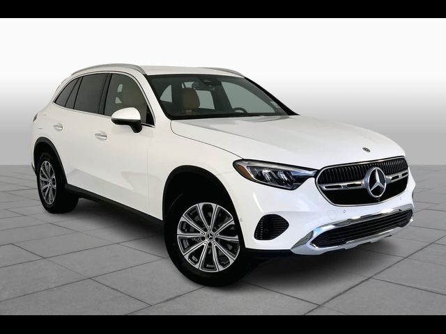 2025 Mercedes-Benz GLC 300