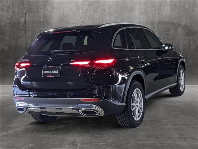 2025 Mercedes-Benz GLC 300