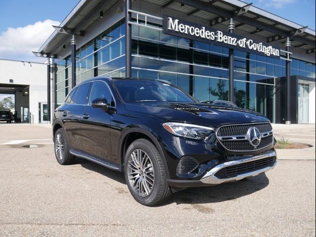 2025 Mercedes-Benz GLC 300