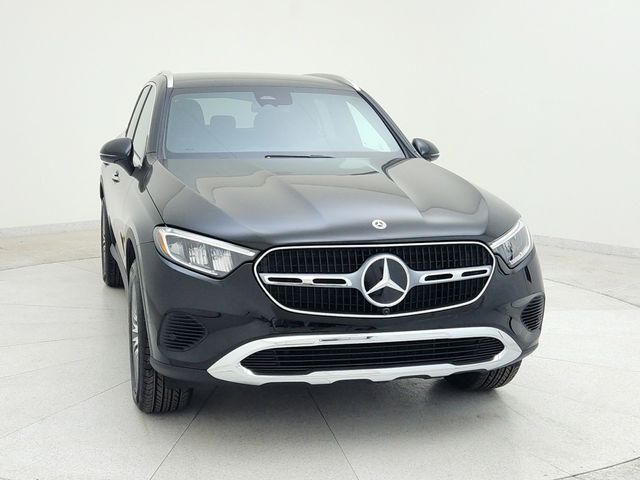 2025 Mercedes-Benz GLC 300