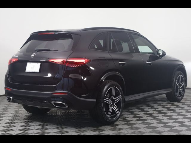 2025 Mercedes-Benz GLC 300