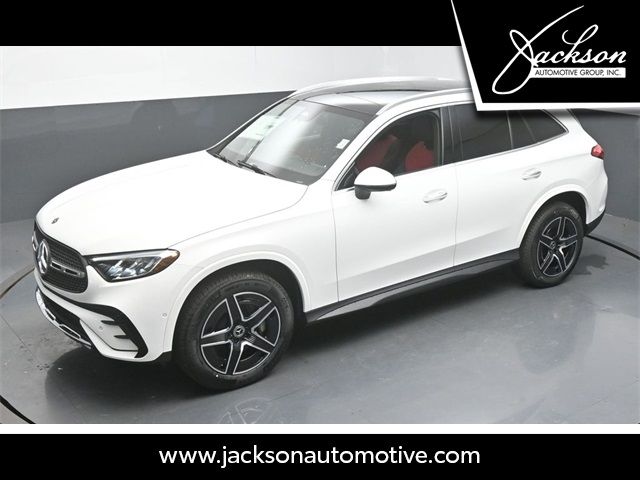 2025 Mercedes-Benz GLC 300