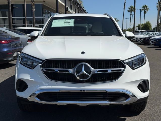 2025 Mercedes-Benz GLC 300